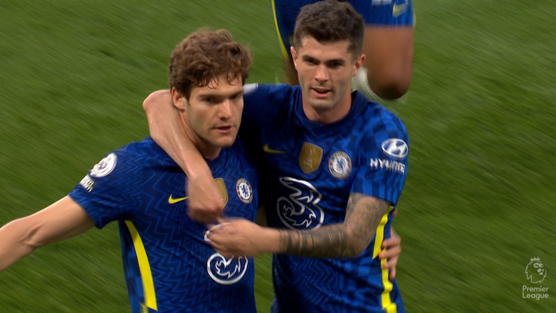 Chelsea drew with Leicester thanks to a goal by marcos  Alonso
