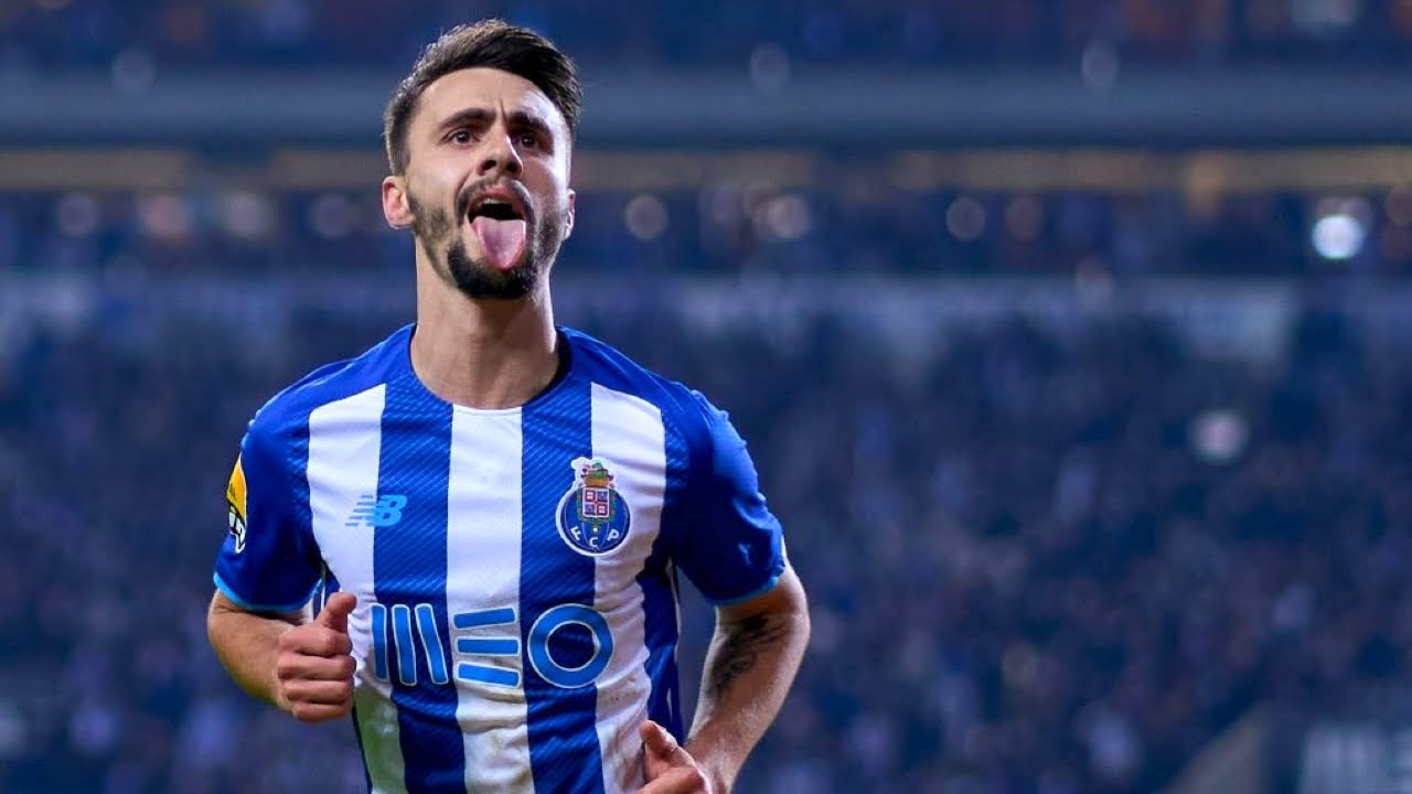 Arsenal have agreed to sign Porto's super midfielder